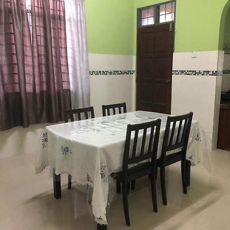 Afza Homestay Sura Free Unifi Kampong Sura Masjid Dış mekan fotoğraf