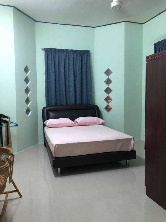 Afza Homestay Sura Free Unifi Kampong Sura Masjid Dış mekan fotoğraf