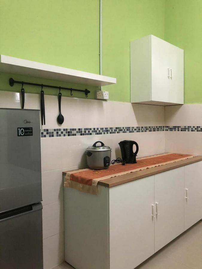 Afza Homestay Sura Free Unifi Kampong Sura Masjid Dış mekan fotoğraf