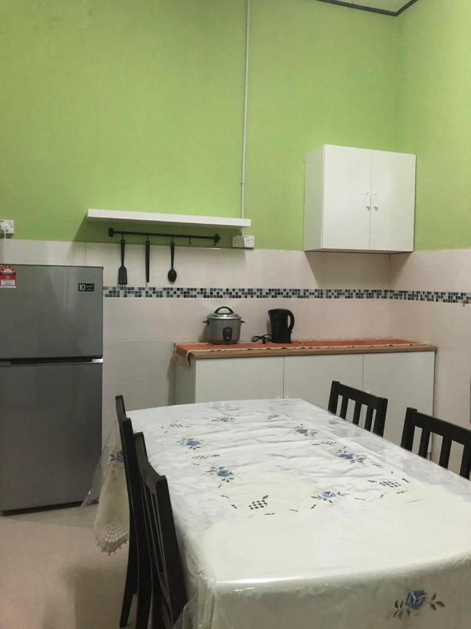 Afza Homestay Sura Free Unifi Kampong Sura Masjid Dış mekan fotoğraf